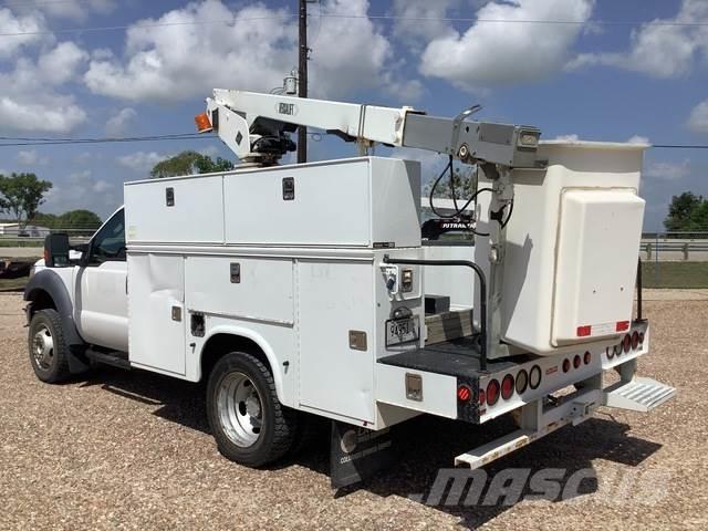 Ford F-450 Bilmontert lift