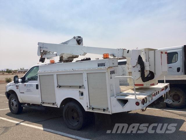 Ford F-450 Bilmontert lift