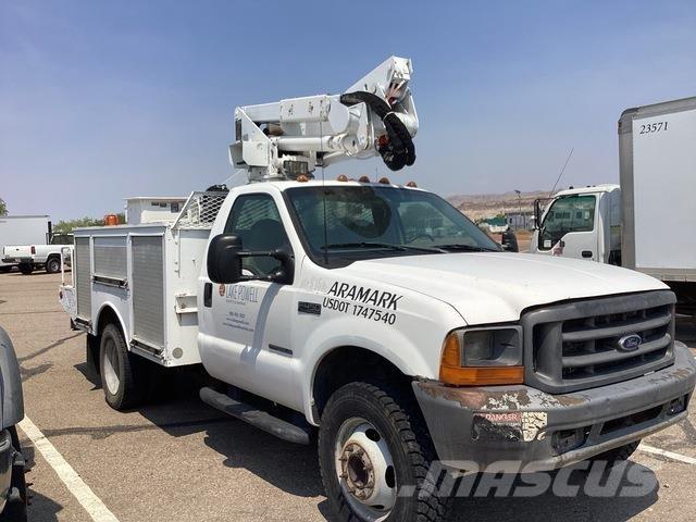 Ford F-450 Bilmontert lift