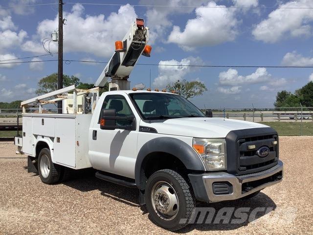 Ford F-450 Bilmontert lift