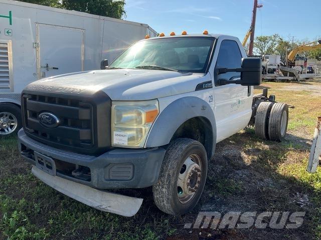 Ford F-450 XL Førerhus og Interiør