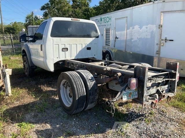 Ford F-450 XL Førerhus og Interiør