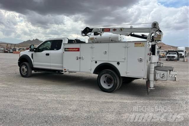 Ford F-550 Kommunalt / generelt kjøretøy