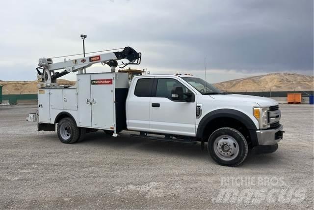 Ford F-550 Kommunalt / generelt kjøretøy