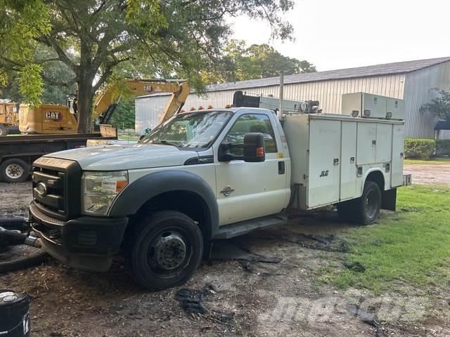 Ford F-550 Kommunalt / generelt kjøretøy