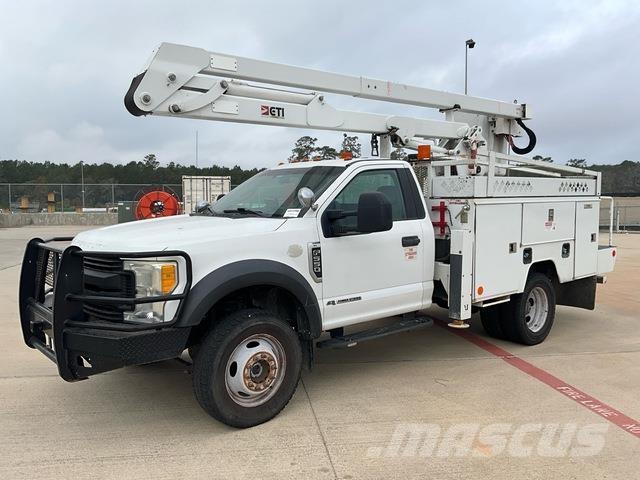 Ford F-550 Bilmontert lift