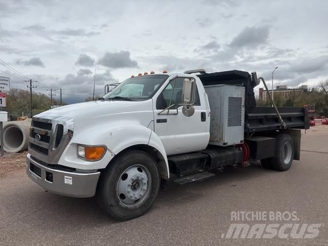 Ford F-650 Tippbil