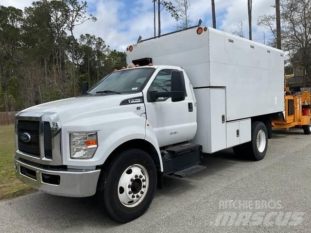 Ford F-750 Flisbiler