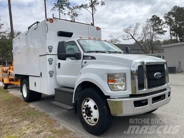 Ford F-750 Flisbiler
