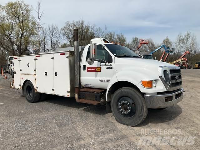 Ford F-750 Kommunalt / generelt kjøretøy