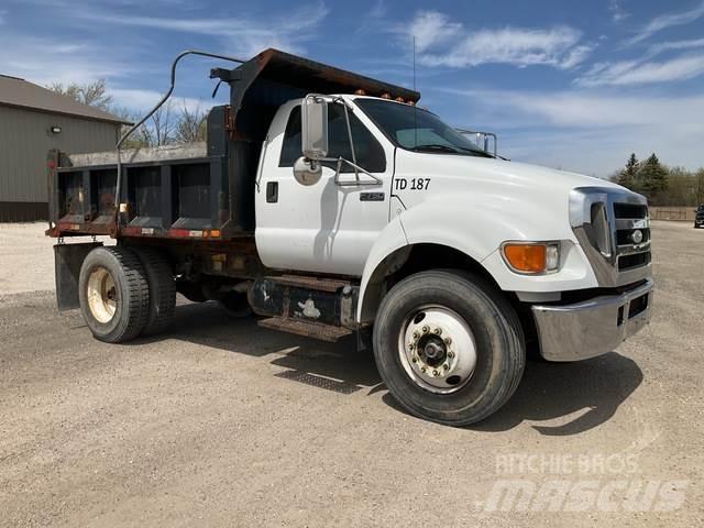 Ford F-750 Tippbil