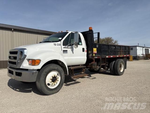 Ford F-750 Tippbil