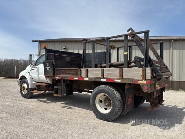 Ford F-750 Anlegg - Annet