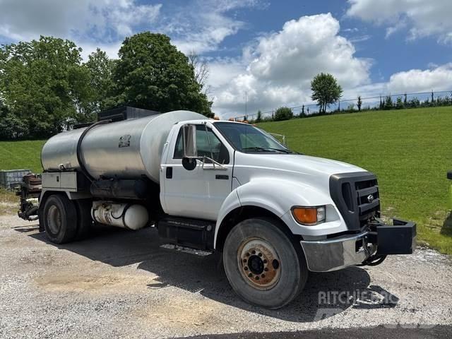 Ford F-750 Betongbiler