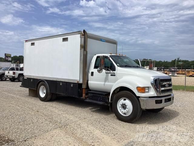 Ford F-750 Anlegg - Annet