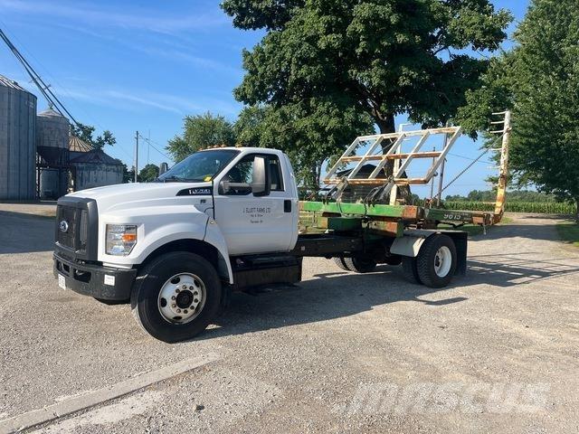 Ford F-750 Førerhus og Interiør