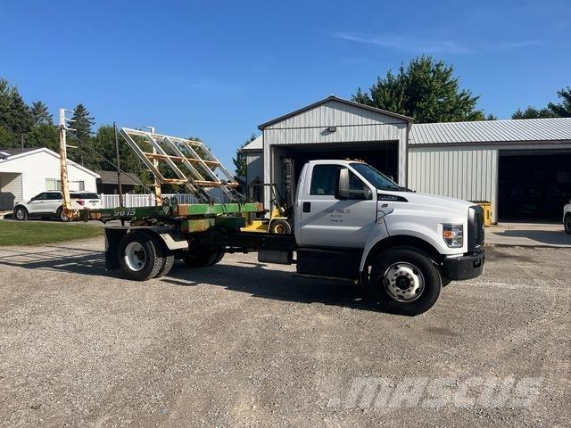 Ford F-750 Førerhus og Interiør