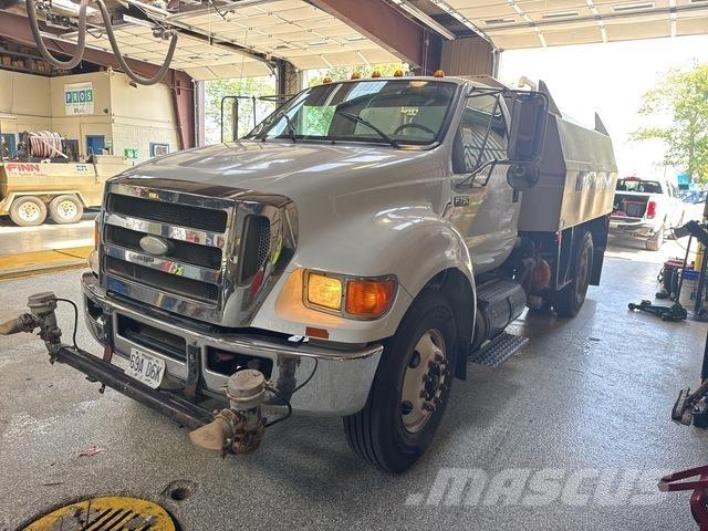 Ford F-750 Vanningsvogn for støvdemping