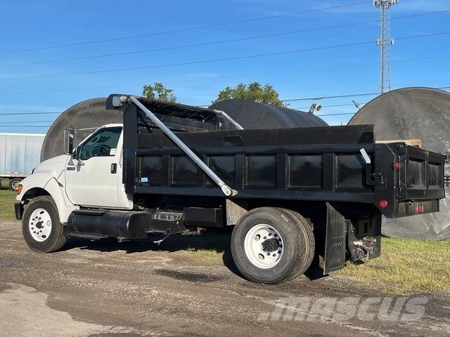 Ford F-750 Tippbil