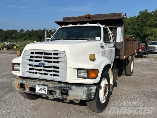 Ford F-800 Tippbil