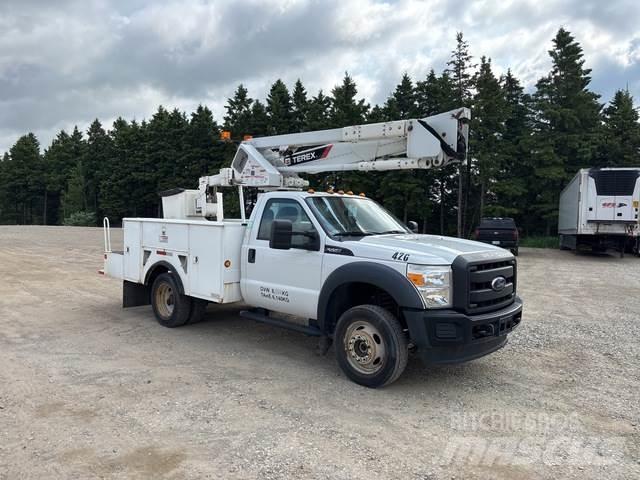 Ford F550 Bilmontert lift