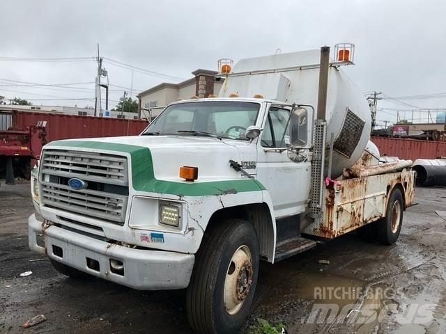 Ford F700 Anlegg - Annet