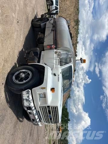 Ford F700 Betongbiler