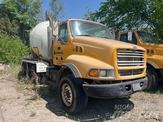 Ford L9513 Andre lastebiler