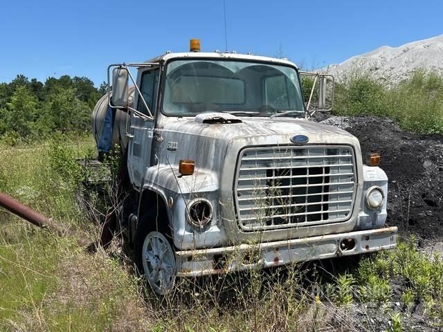 Ford LN7000 Vanningsvogn for støvdemping