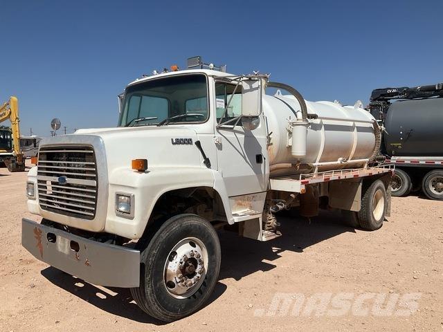 Ford LN8000F Slamsugere