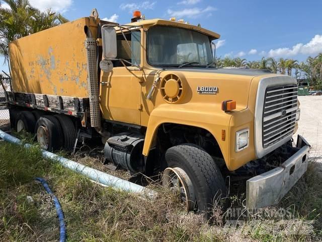 Ford LT8000 Vanningsvogn for støvdemping
