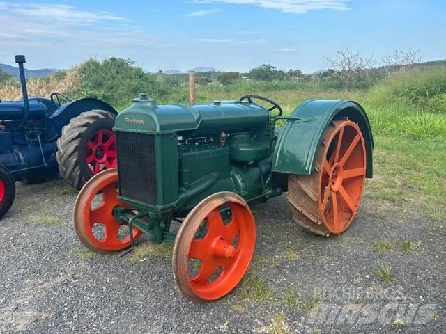 Fordson Cork Anlegg - Annet