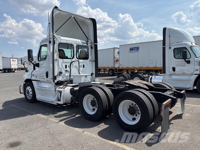 Freightliner  Trekkvogner