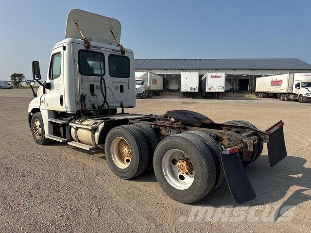 Freightliner  Trekkvogner