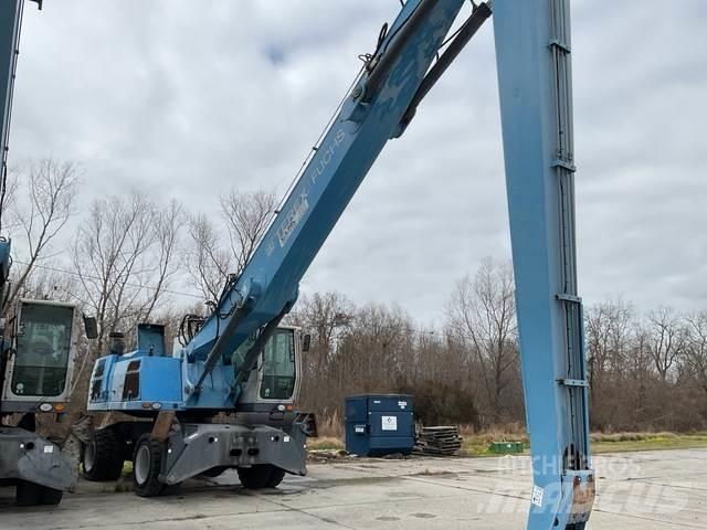 Fuchs MHL360 Gravemaskiner for avfallshåndtering