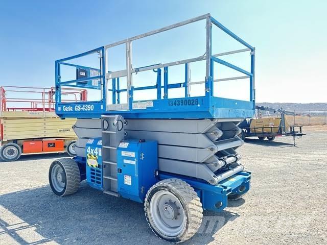 Genie GS-4390 Sakselifter