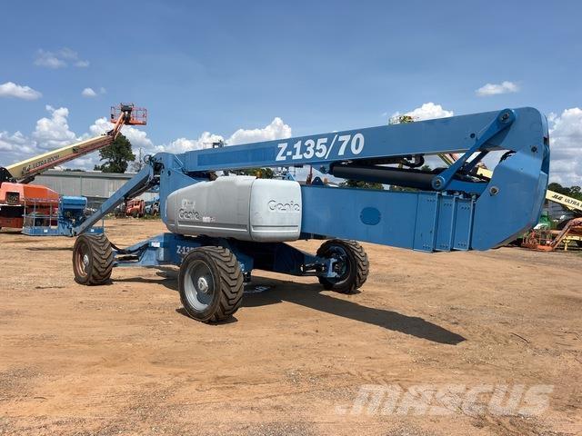 Genie Z-135 Leddede bomlifter