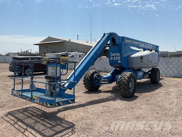 Genie Z-135 Leddede bomlifter