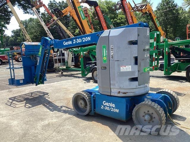 Genie Z-30/20N Leddede bomlifter