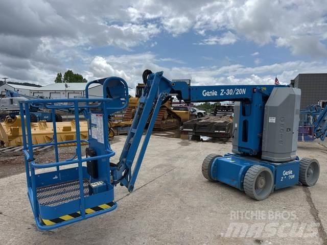 Genie Z30/20N Leddede bomlifter