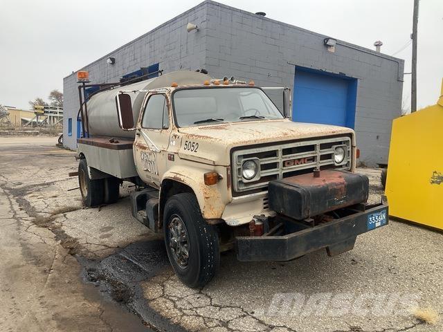 GMC C8500 Andre lastebiler