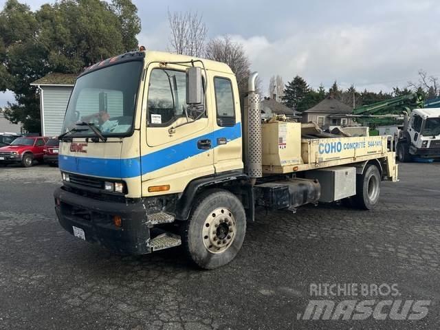 GMC T7500 Betongpumpe biler