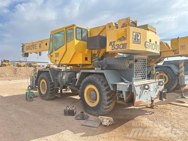 Grove RT530E Røff terreng kraner