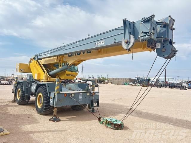 Grove RT530E Røff terreng kraner
