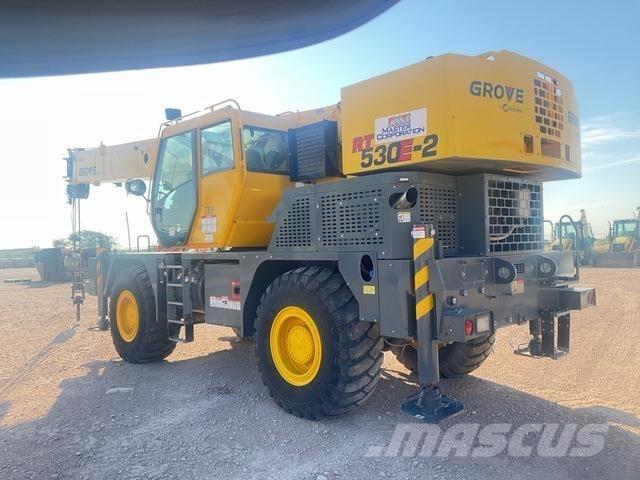 Grove RT530E-2 Røff terreng kraner