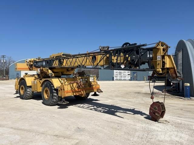 Grove RT640C Røff terreng kraner