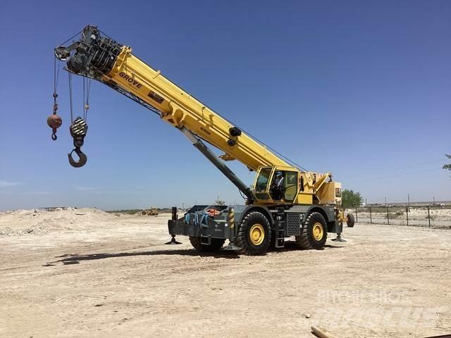 Grove RT890E Røff terreng kraner