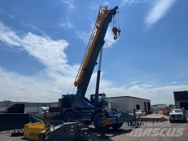 Grove RT890E Røff terreng kraner