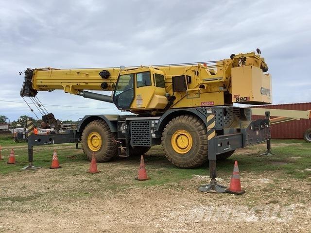 Grove RT890E Røff terreng kraner