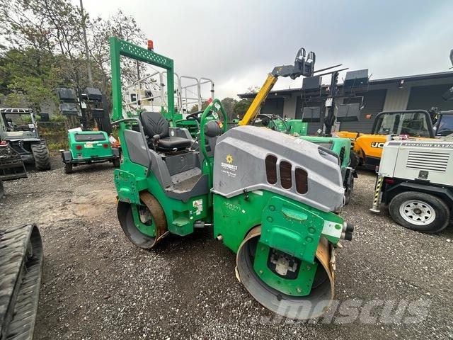 Hamm HD12VV Tandem Valser